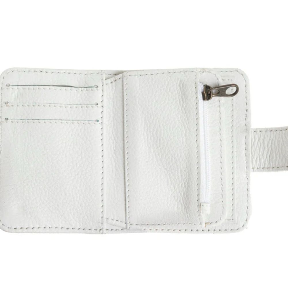 Myra Prairie Meadow Wallet - Picture 7 of 7